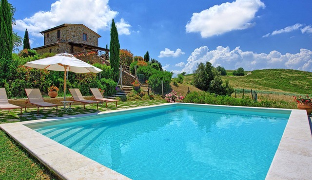 Castelmuzio - Detached house with private pool