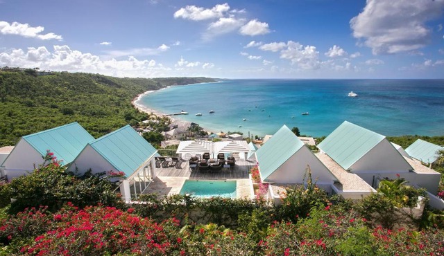 CeBlue Villas
