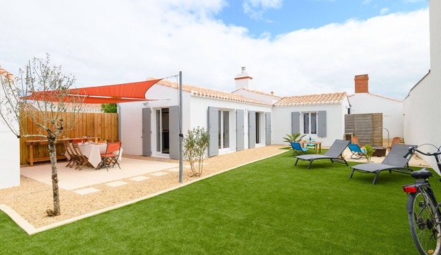 Charme de Port Morin by Interhome