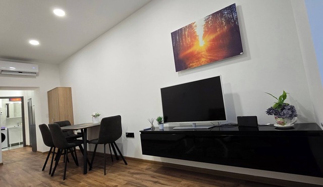 Charming 1-bedroom apartment in superb Ivanec with AC, WiFi