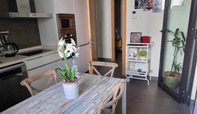 Charming 2-bedroom Apartment with a Sea View ,AC, WiFi in AinDiab ,Casablanca
