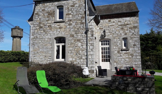 Charming cottage with large garden in Dinant
