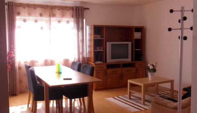 Chez Nônô - 4 bedroom, 2 toilet, in the city