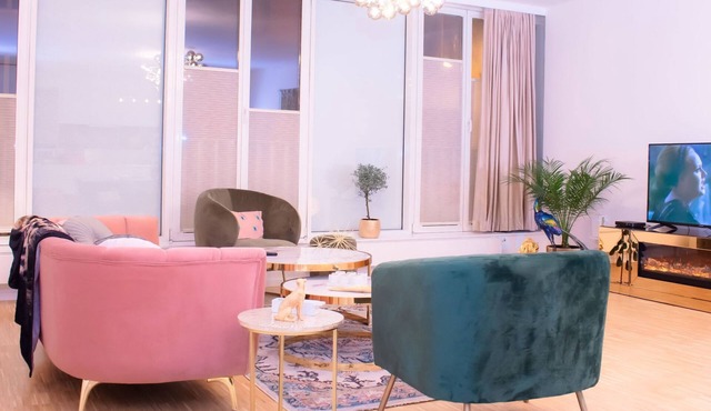 "Chic City Escape 2B" by Interhome