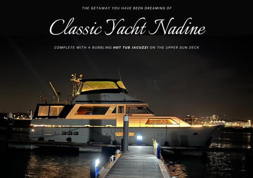 Classic Yacht Nadine in Poole Harbour, Dorset, with a Hot Tub Jacuzzi