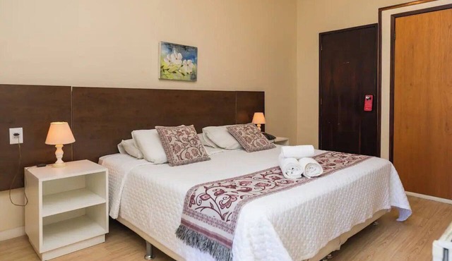 Comfortable Stay in Downtown Nova Friburgo Near Praça do Suspiro - 1.3 mi