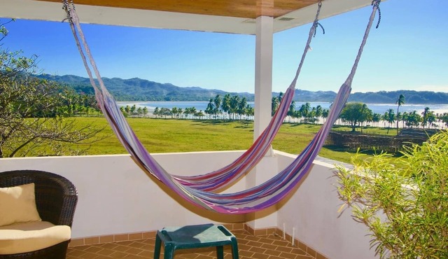 Condo Begonia: Escape to Luxury. Beach & Ocean Views, One of a Kind in Playa Sámara. Book Now!