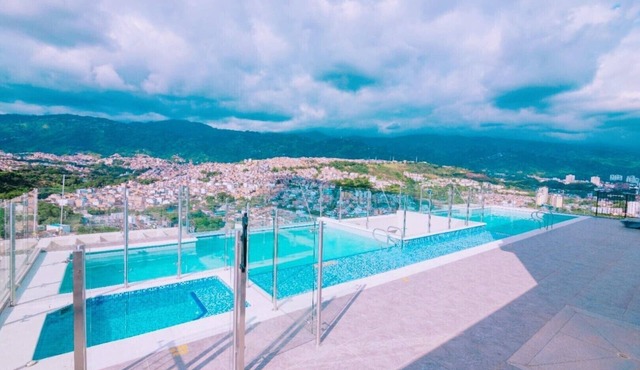 Cosy 3BR Apartment With Stunning Mountain View in a Prime Location!