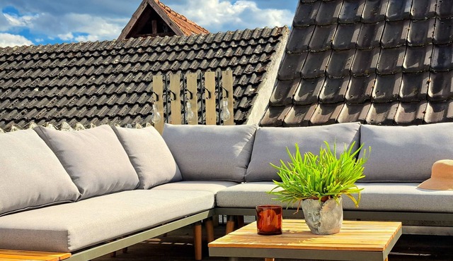Countryside Charm & Art | 30 Min to Frankfurt Fair