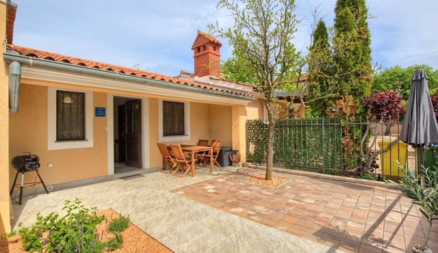 Cozy 2-Bedroom apartment, Pet Friendly