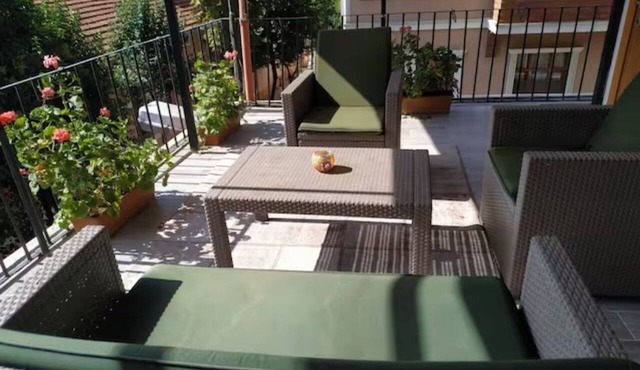 Cozy apartment in Old City Center up to 4 people with a Large Terrace