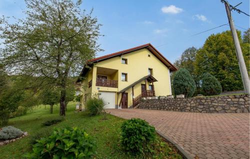 Cozy Apartment In Vrbovsko With Sauna