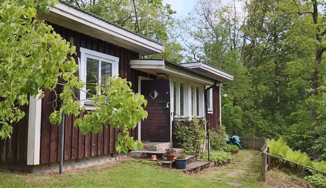 Cozy Guest Cottage Near Orkelljunga