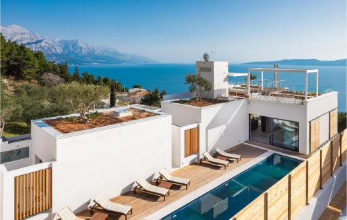 Cozy Home In Omis With Sauna
