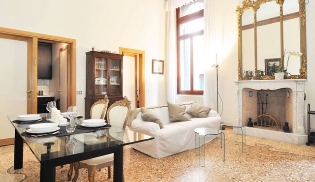 Da Carlo a Venezia - Campo San Polo 2167A