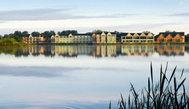 De Vere Cotswold Water Park Apartments
