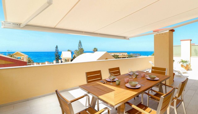 Deluxe studio with huge terrace - Romana Playa beachfront