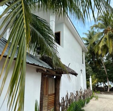 Dive and Sleep - All Inclusive Diving Guesthouse - 3 Dives per day