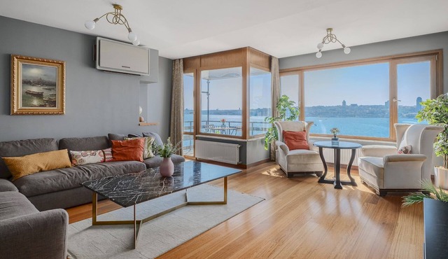 Duplex Flat w Panoramic Bosphorus View and Terrace