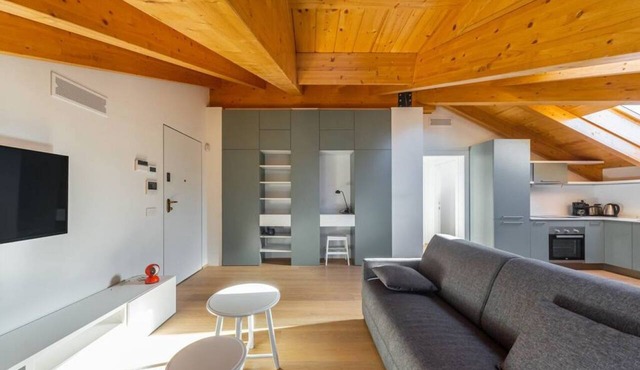 Easylife - Elegant three-room apartment in the Porta Venezia area
