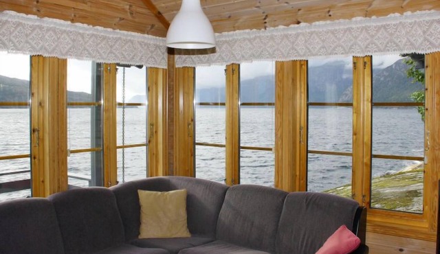 Eiknes by Interhome