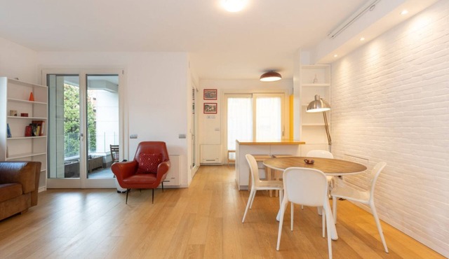 Elegant three-room apartment on the Navigli - Mirable PM