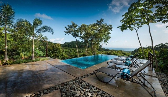 Encantada- Brand New Villa, Truly Spectacular with Mountain and Ocean Views