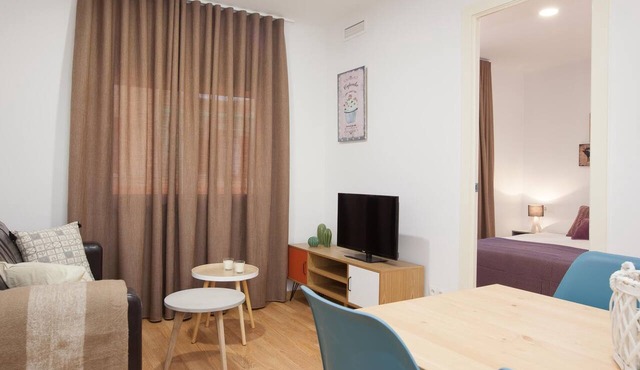 Europa Fira Apartment 14