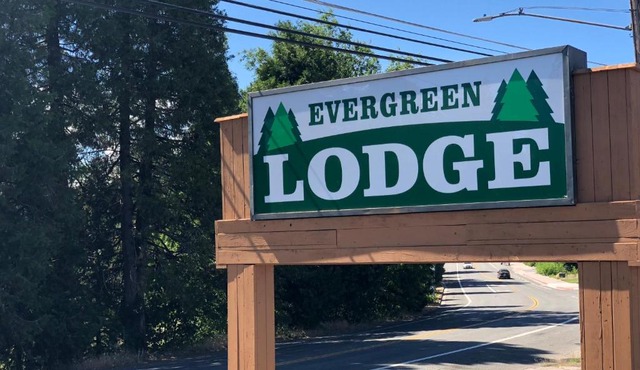 Evergreen Lodge