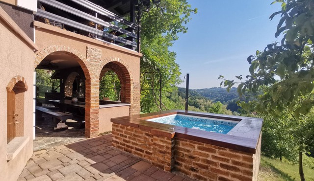 Family-friendly house with hot tub Tuheljske Toplice, Zagorje (K-20825)