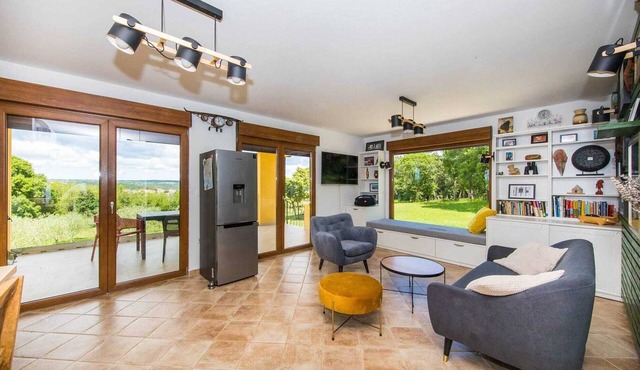 Family villa with a pool and a large garden