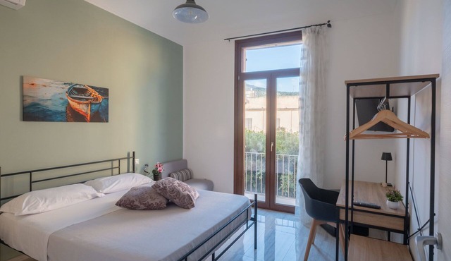 FAVIGNANA Deluxe Room with Balcony on the Square