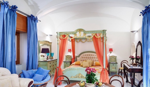 Flower Apartment - Sorrento coast, with sea view, pool, garden, parking, WiFi