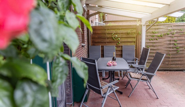 Former train station, now vacation home: large vacation apartment with a playful character