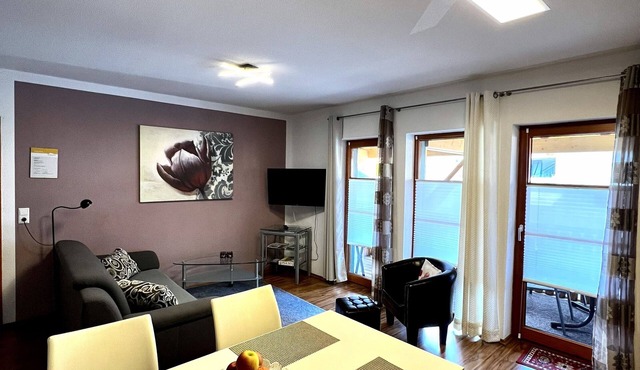 Fully equipped vacation apartment 5km from Lake Constance in a rural location