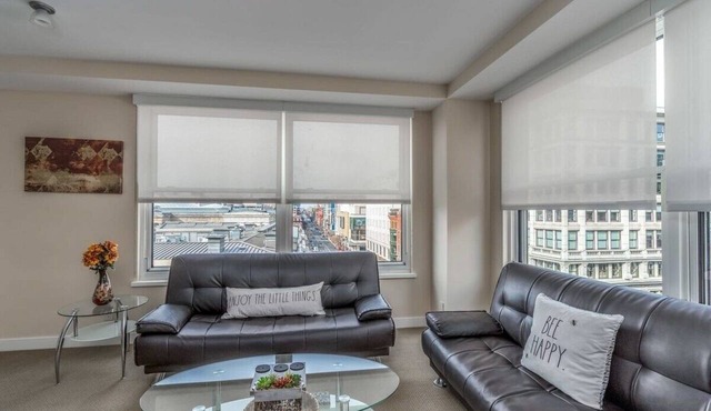 Furnished 2 Bedroom Apartment near National Museum by RedAwning