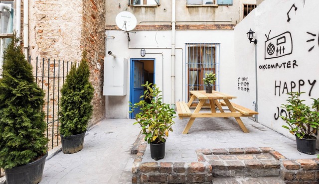 Ganbaru Tours-Private Triplex in Galata