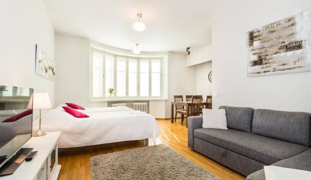 Go Happy Home Apartment Lönnrotinkatu 21