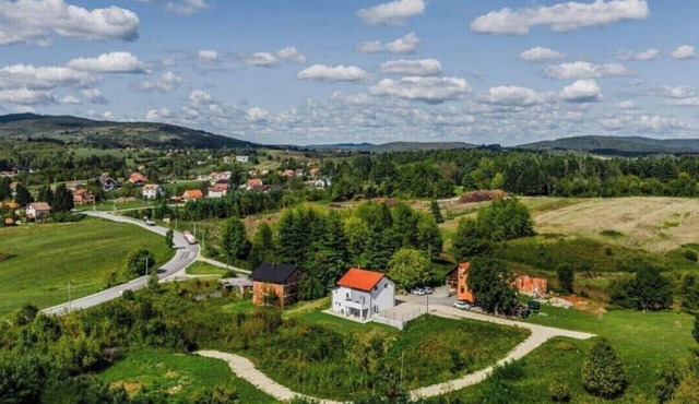 Gold Fish -1 bedroom with bathroom in Plitvice Lakes