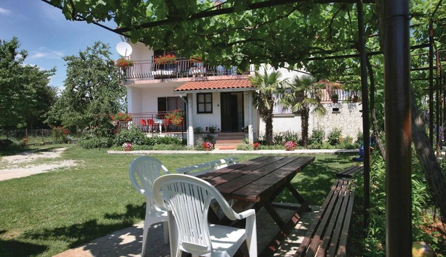 Gorgeous apartment in Labin with WiFi
