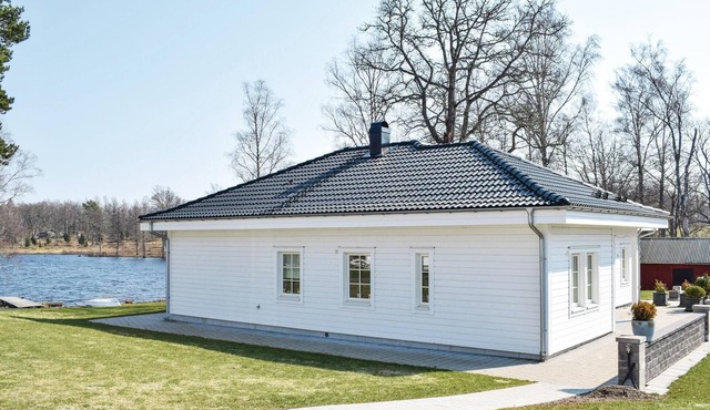 Gorgeous home in åseda with WiFi