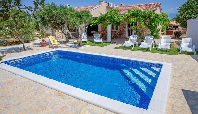 Gorgeous home in Novalja