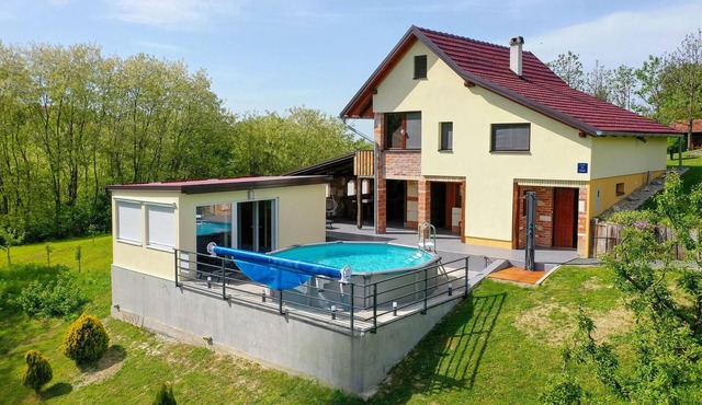 Gorgeous home in Zigrovec with sauna