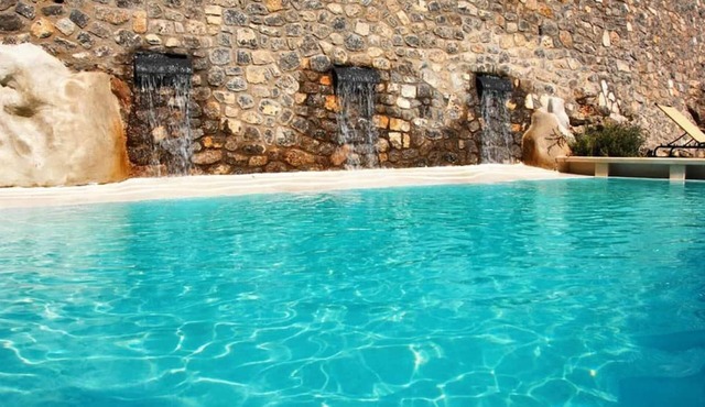 Gorgeous Loft Apartment with Pool in Amalfi Town by AMALFIVACATION.IT