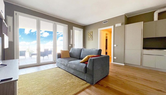 Green Living with Terrace & Garage by NDP rent