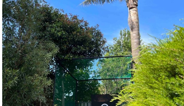 Healing staycation Rowville in Melbourne Family, friends relax, business trips!