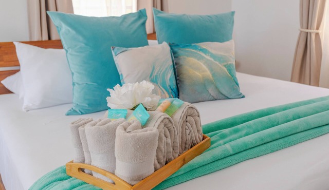Hidden Cottage Turquoise-Shoal Bay East 5 minutes drive