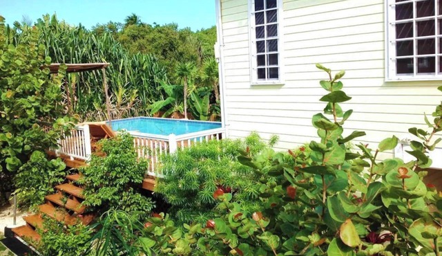 Hidden Gem Cabana Pool AC Dock Access Paddleboards