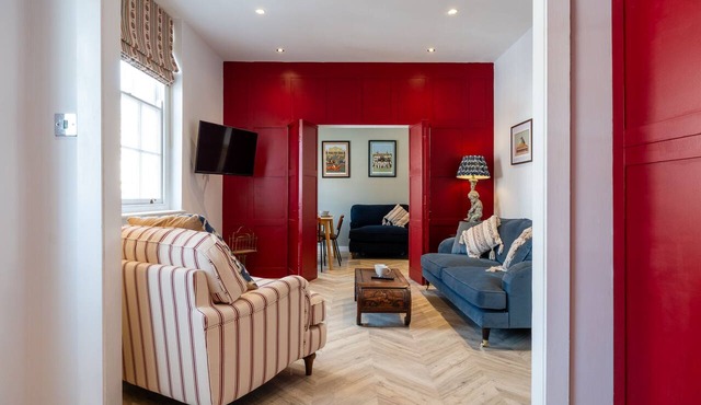 High Street Hideaway Cheltenham
