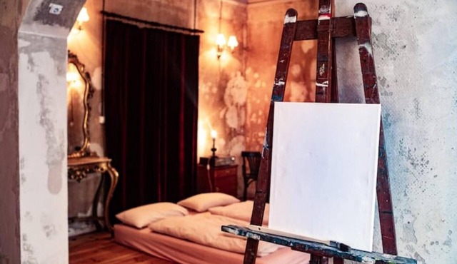Historical Vibes in Bohemian Art Gallery for an Alternative Stay,heart of Berlin